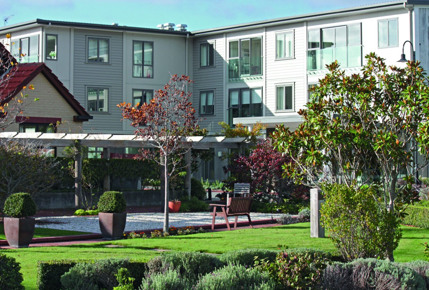 Whitby Lakes Retirement Village (10) Complete
